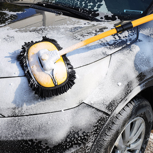 Telescopic Car Wash Mop in use