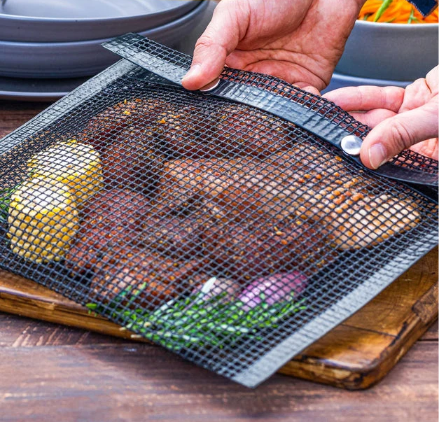 BBQ Mesh Bag in use